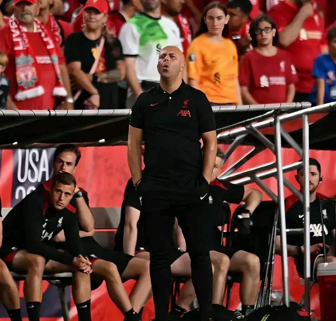 九游体育下载-转折点！布莱顿远射贴柱，足总杯赛前攻防权衡，气氛紧张，资深球员宣示担当(英足总杯莱切斯特城vs伯明翰足球照片)