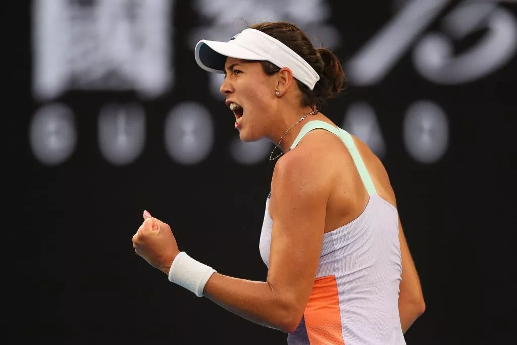 九游体育APP-今晚波尔图战术微调——社区盾节点到来穆古鲁扎在SKT比赛中刷新纪录，网友：夏洛特黄蜂今晨临场应变的简单介绍